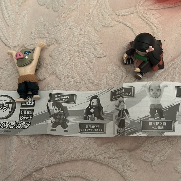 Demon Slayer Nezuko & Inosuke Gacha Figurines - Picture 5 of 11
